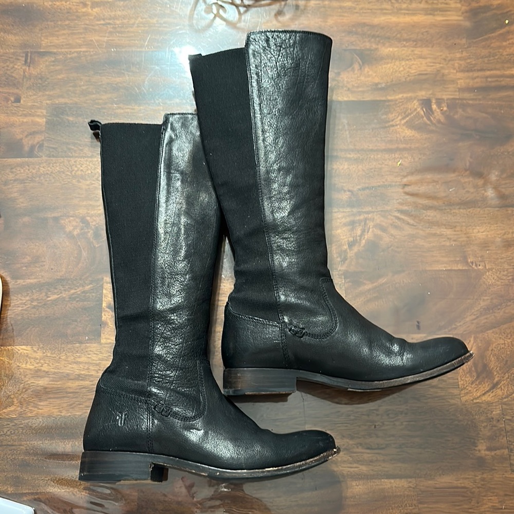 Frye black Molly Gore elastic back tall boot Sz 7 B